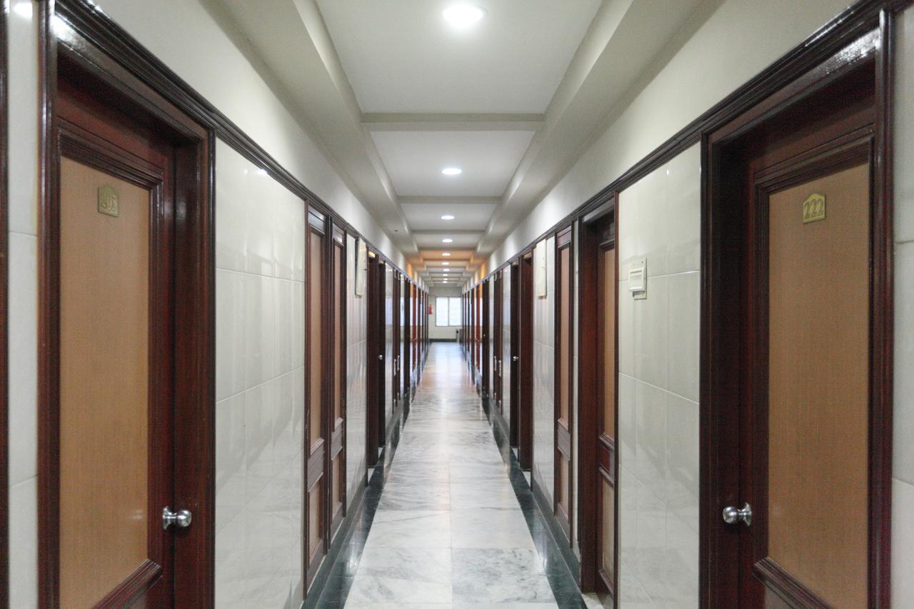 Oyo 5377 Hotel Raaj Bhaavan Chennai Exterior photo