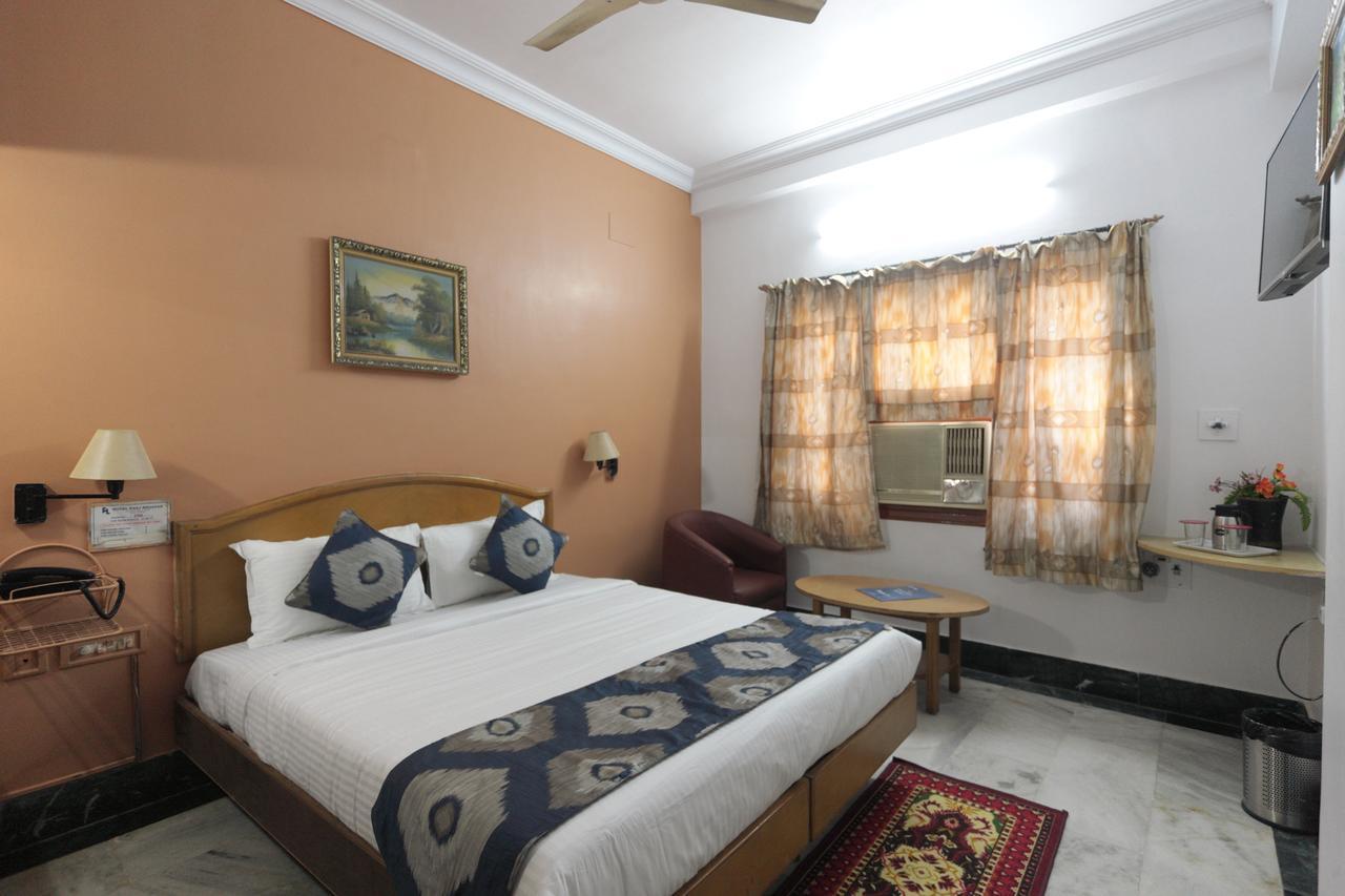 Oyo 5377 Hotel Raaj Bhaavan Chennai Exterior photo